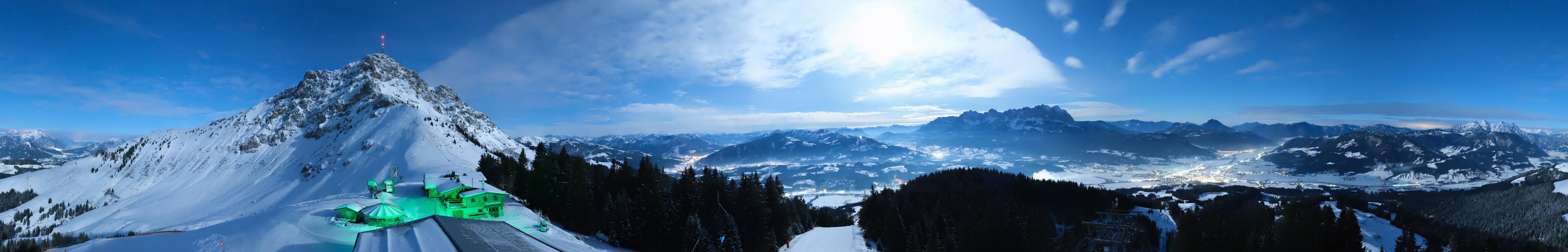Archiv Foto Webcam St. Johann/Tirol: Blick von der Bergstation Harschbichl