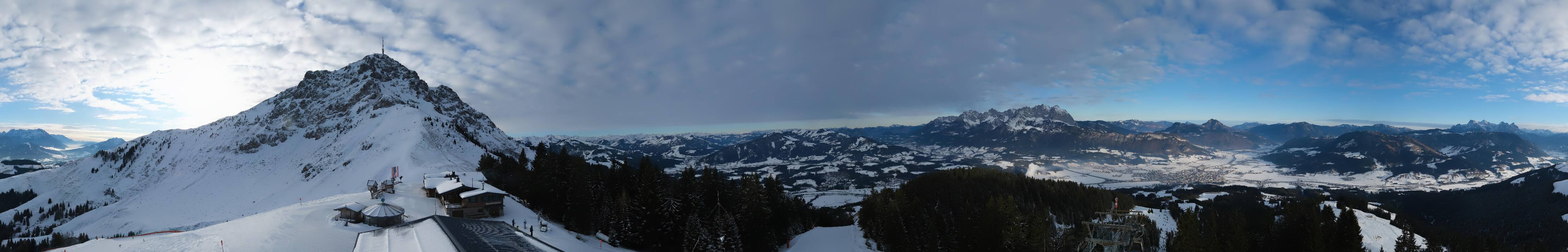 Archiv Foto Webcam St. Johann/Tirol: Blick von der Bergstation Harschbichl