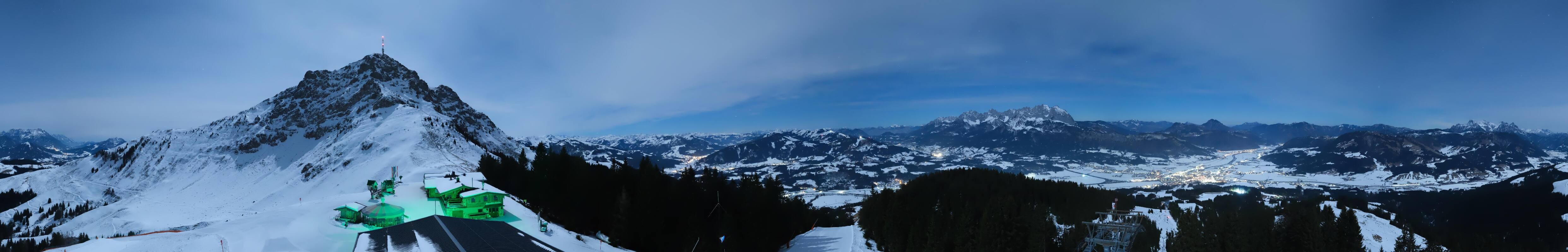 Archiv Foto Webcam St. Johann/Tirol: Blick von der Bergstation Harschbichl