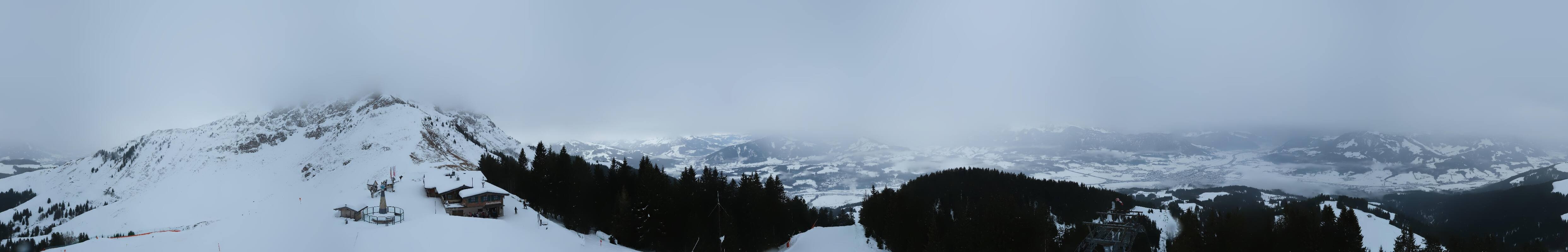Archiv Foto Webcam St. Johann/Tirol: Blick von der Bergstation Harschbichl