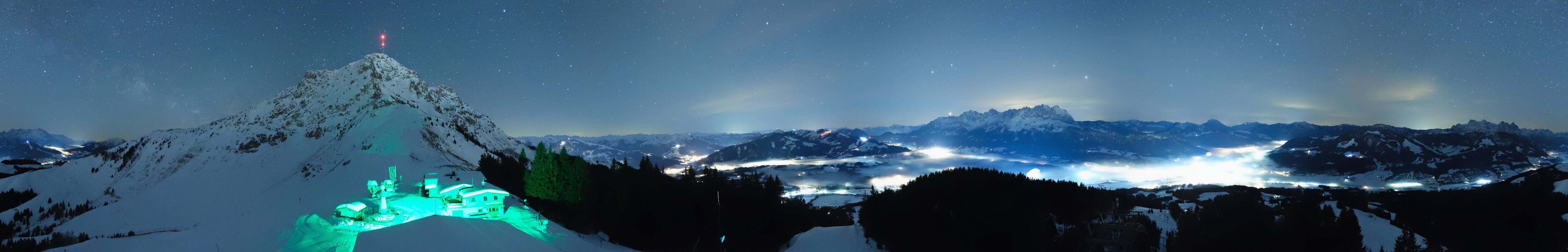 Archived image Webcam St. Johann/Tirol: View from Top Station Harschbichl