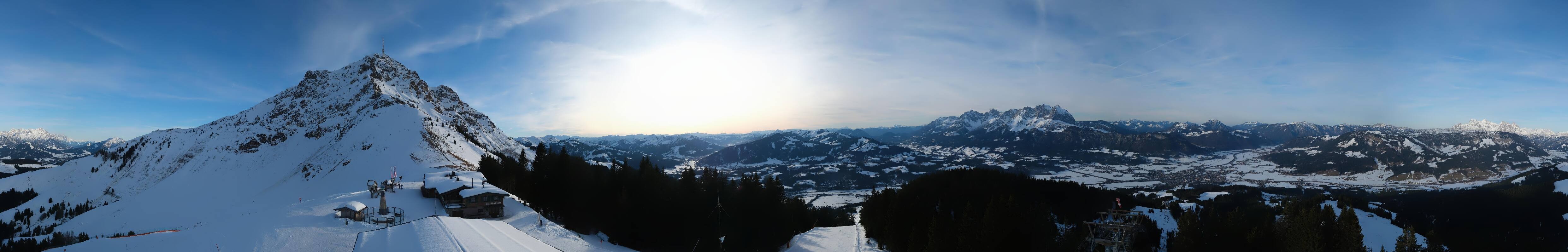 Archived image Webcam St. Johann/Tirol: View from Top Station Harschbichl