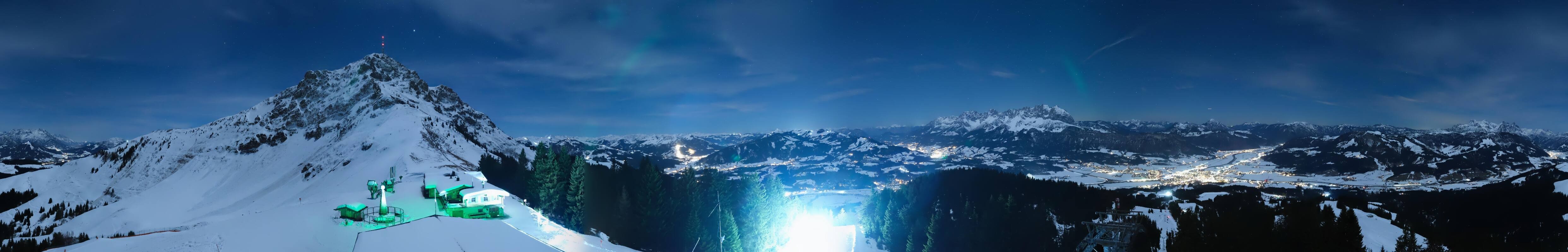 Archived image Webcam St. Johann/Tirol: View from Top Station Harschbichl