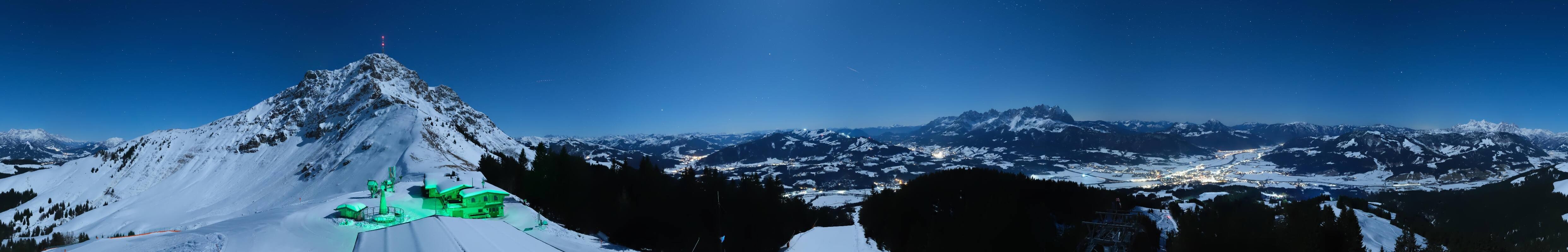 Archived image Webcam St. Johann/Tirol: View from Top Station Harschbichl