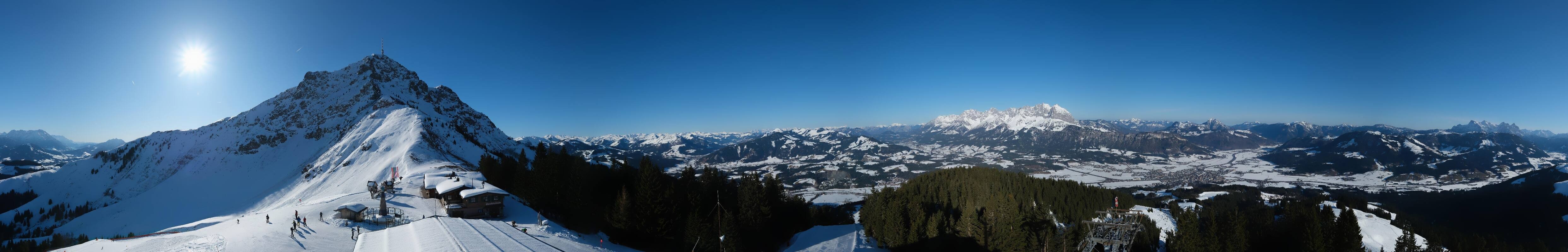 Archived image Webcam St. Johann/Tirol: View from Top Station Harschbichl