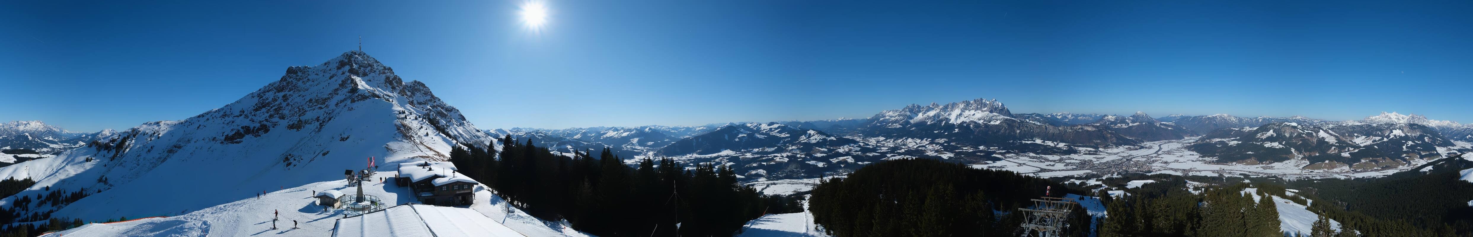 Archived image Webcam St. Johann/Tirol: View from Top Station Harschbichl