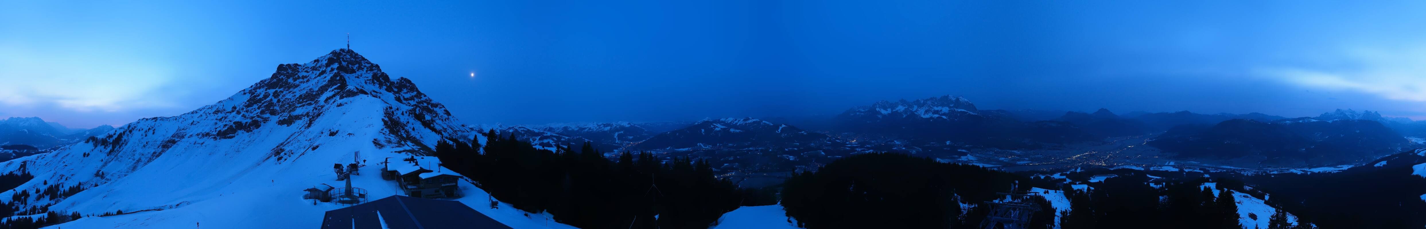 Archiv Foto Webcam St. Johann/Tirol: Blick von der Bergstation Harschbichl