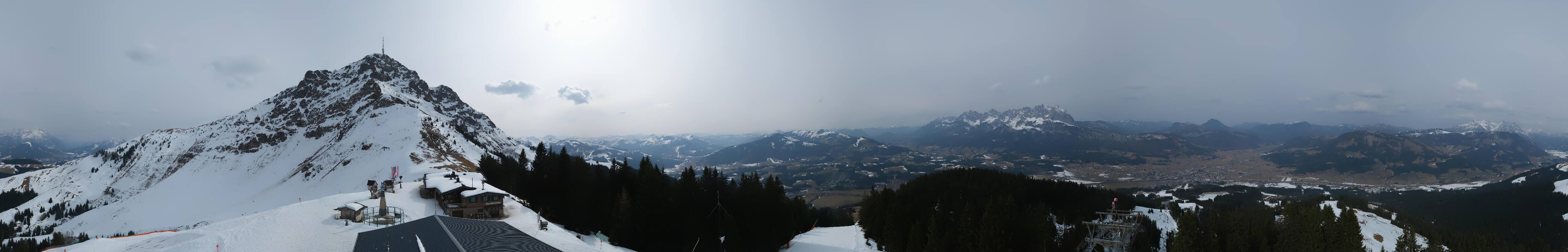 Archiv Foto Webcam St. Johann/Tirol: Blick von der Bergstation Harschbichl
