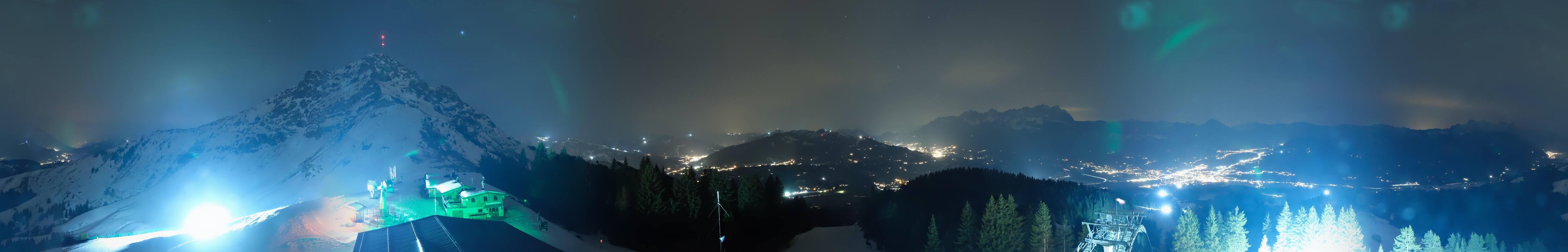 Archived image Webcam St. Johann/Tirol: View from Top Station Harschbichl