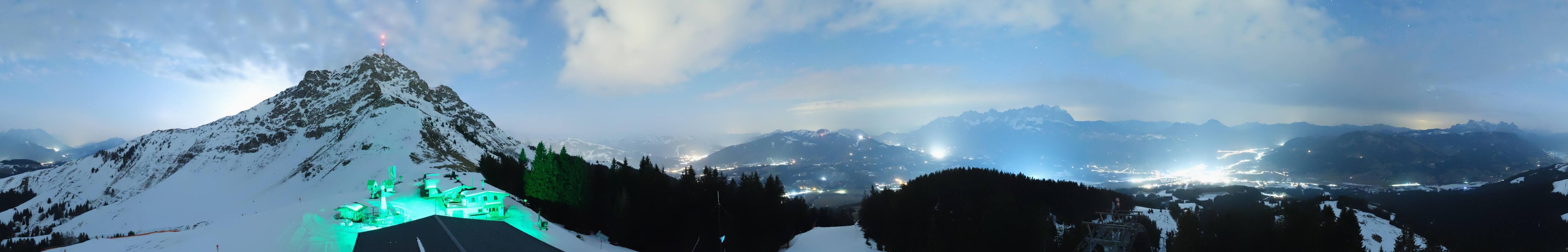 Archiv Foto Webcam St. Johann/Tirol: Blick von der Bergstation Harschbichl