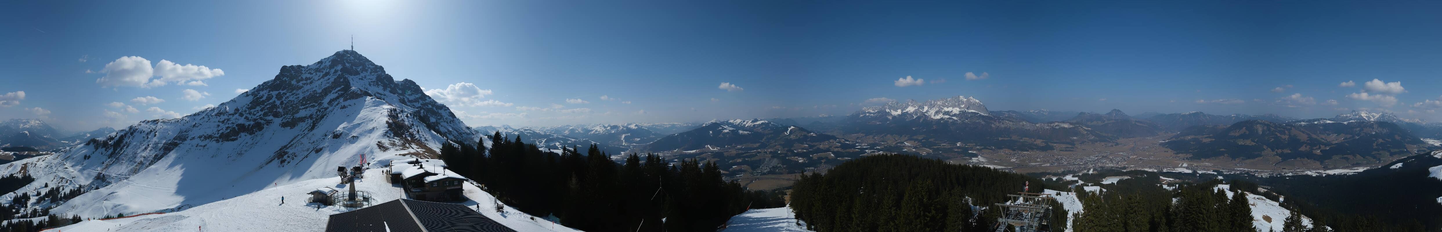Archived image Webcam St. Johann/Tirol: View from Top Station Harschbichl