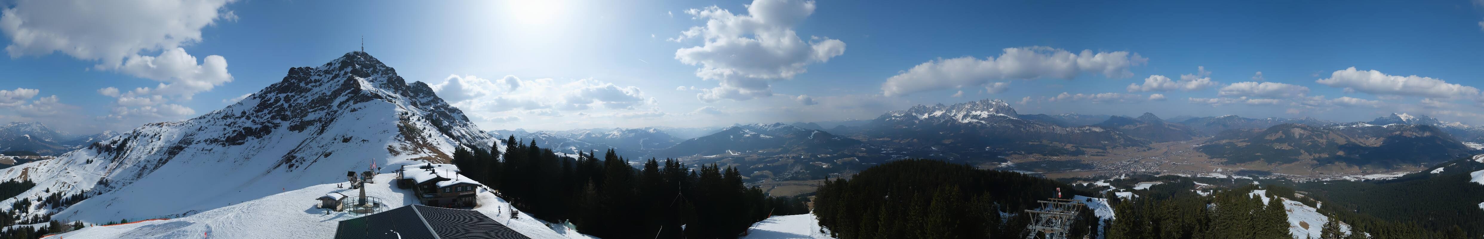 Archived image Webcam St. Johann/Tirol: View from Top Station Harschbichl