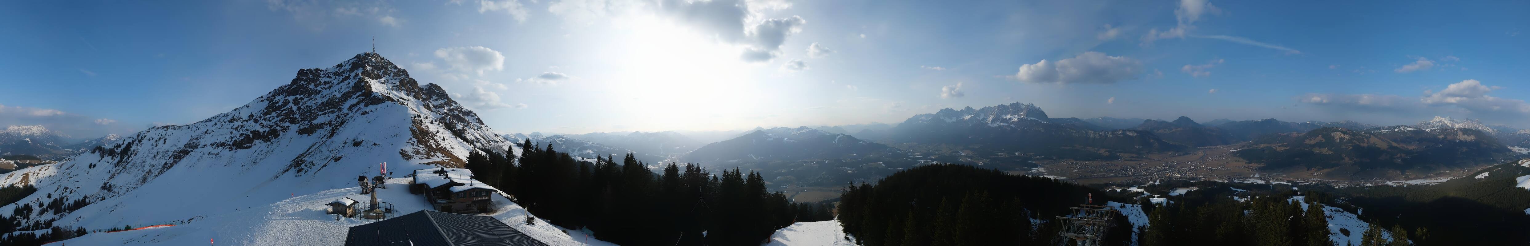 Archived image Webcam St. Johann/Tirol: View from Top Station Harschbichl