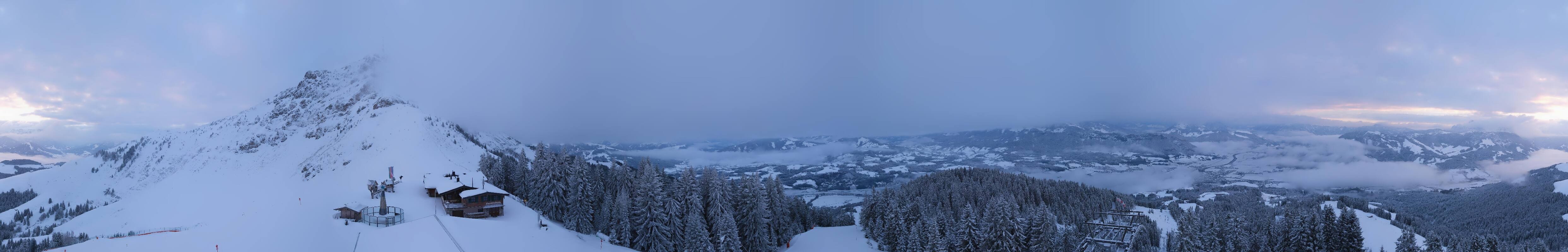 Archiv Foto Webcam St. Johann/Tirol: Blick von der Bergstation Harschbichl