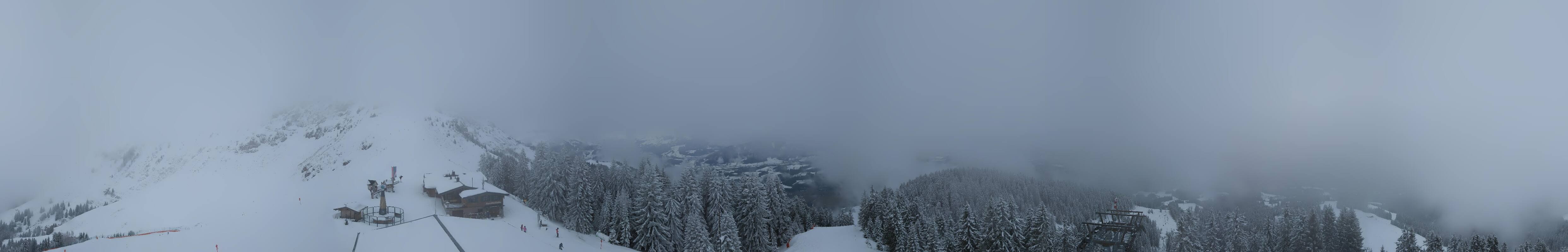 Archiv Foto Webcam St. Johann/Tirol: Blick von der Bergstation Harschbichl