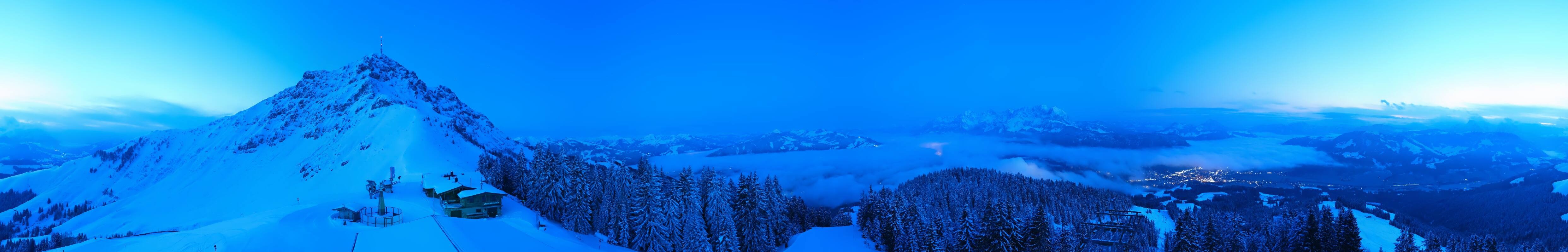 Archiv Foto Webcam St. Johann/Tirol: Blick von der Bergstation Harschbichl