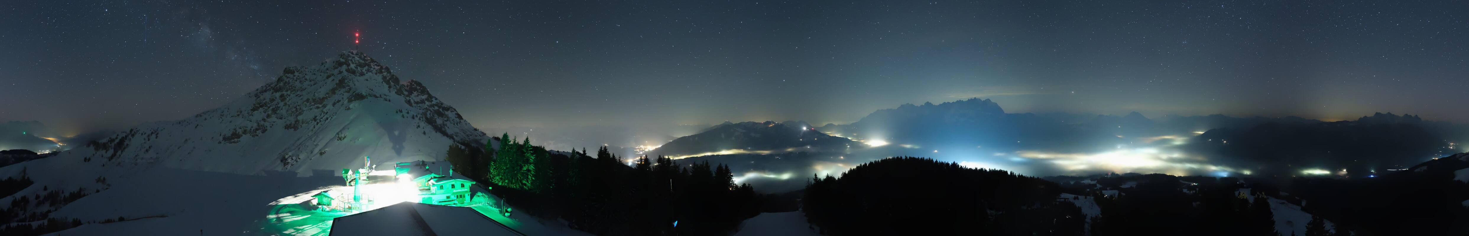 Archiv Foto Webcam St. Johann/Tirol: Blick von der Bergstation Harschbichl