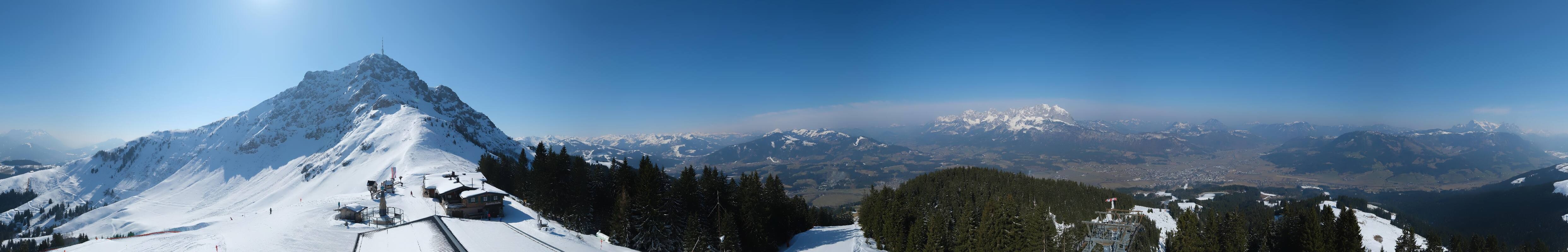 Archiv Foto Webcam St. Johann/Tirol: Blick von der Bergstation Harschbichl