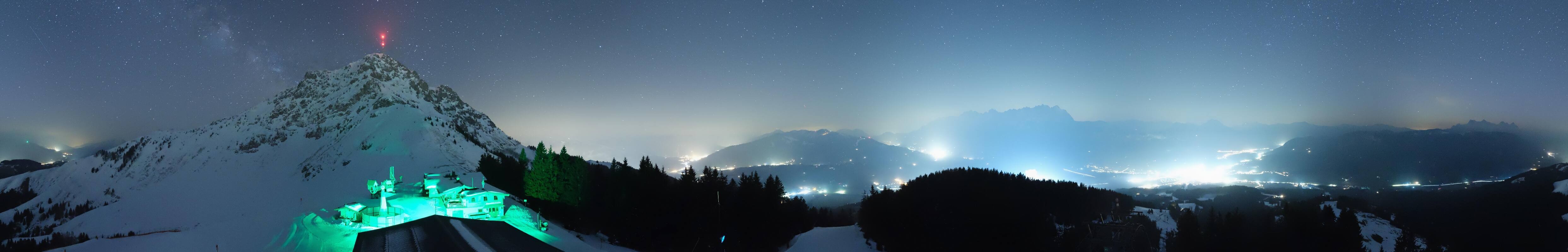 Archived image Webcam St. Johann/Tirol: View from Top Station Harschbichl