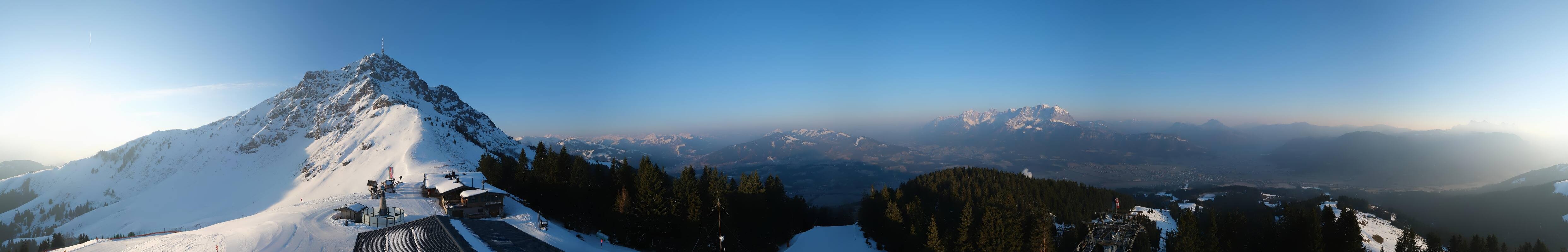 Archiv Foto Webcam St. Johann/Tirol: Blick von der Bergstation Harschbichl