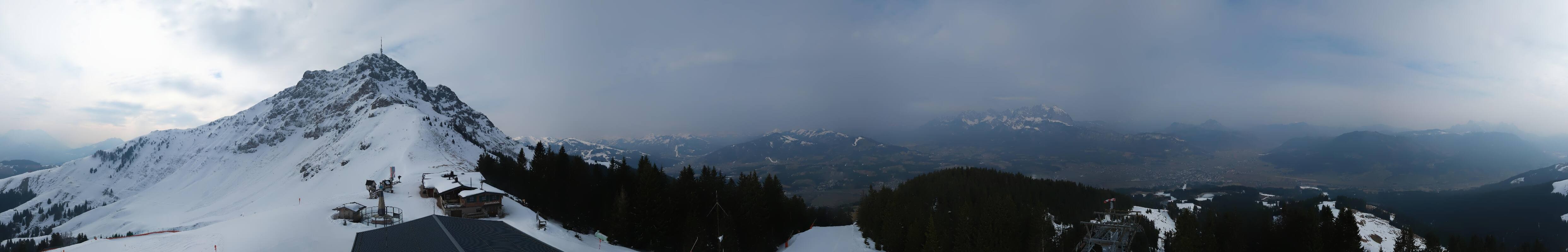 Archiv Foto Webcam St. Johann/Tirol: Blick von der Bergstation Harschbichl