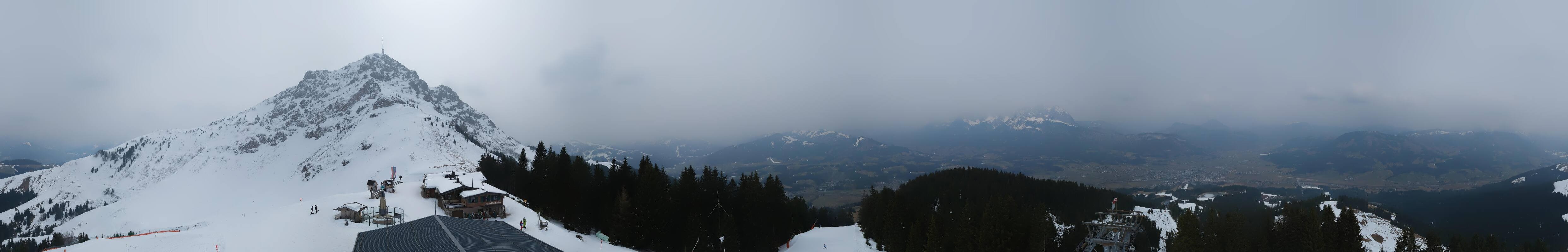 Archiv Foto Webcam St. Johann/Tirol: Blick von der Bergstation Harschbichl