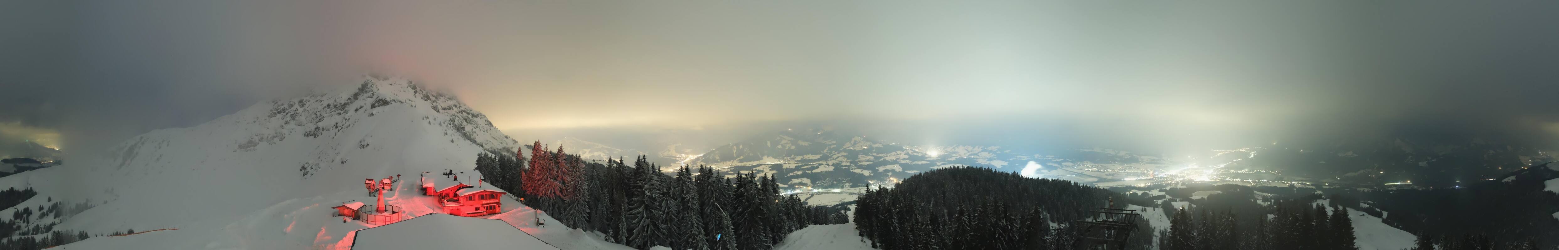 Archiv Foto Webcam St. Johann/Tirol: Blick von der Bergstation Harschbichl