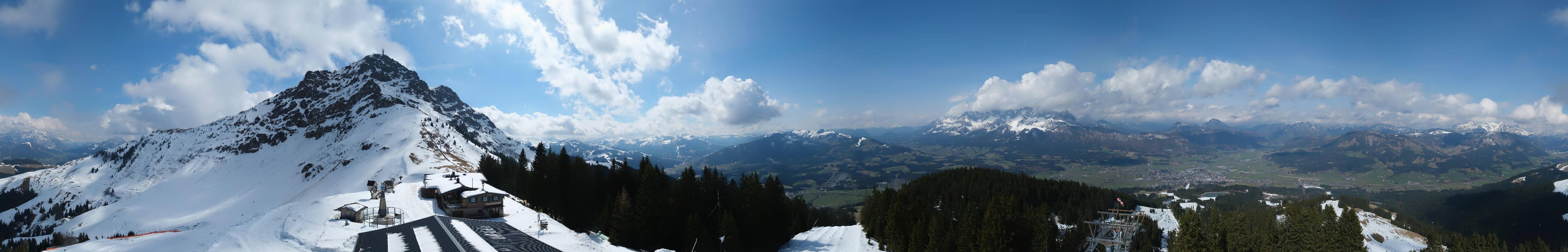 Archived image Webcam St. Johann/Tirol: View from Top Station Harschbichl