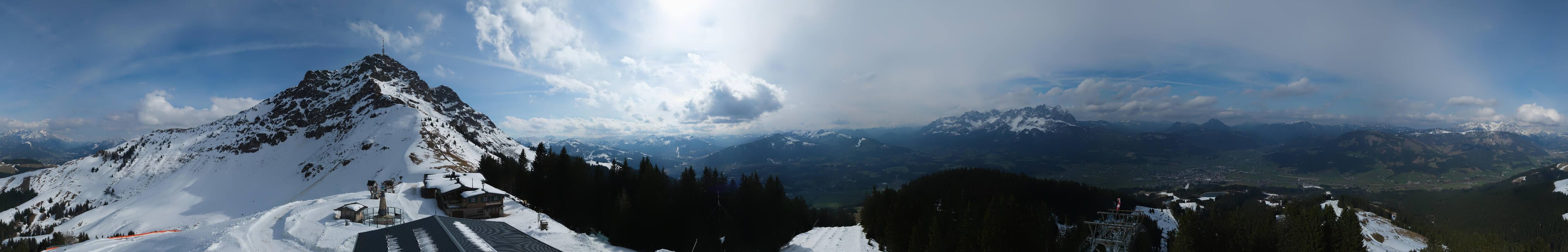 Archived image Webcam St. Johann/Tirol: View from Top Station Harschbichl