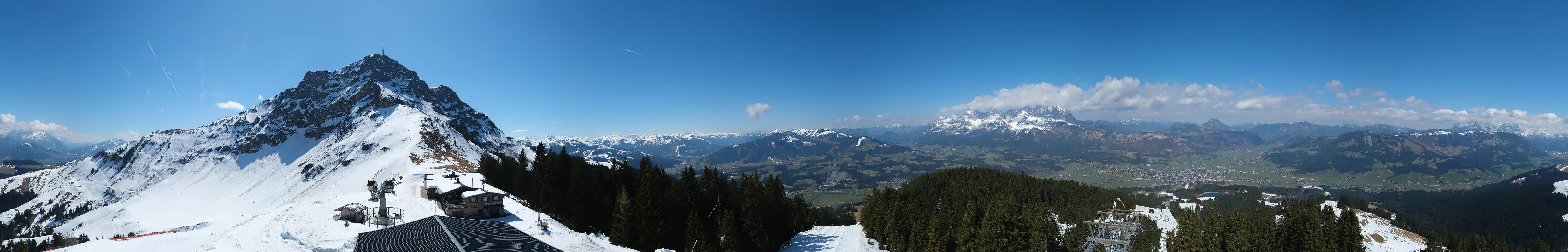 Archiv Foto Webcam St. Johann/Tirol: Blick von der Bergstation Harschbichl