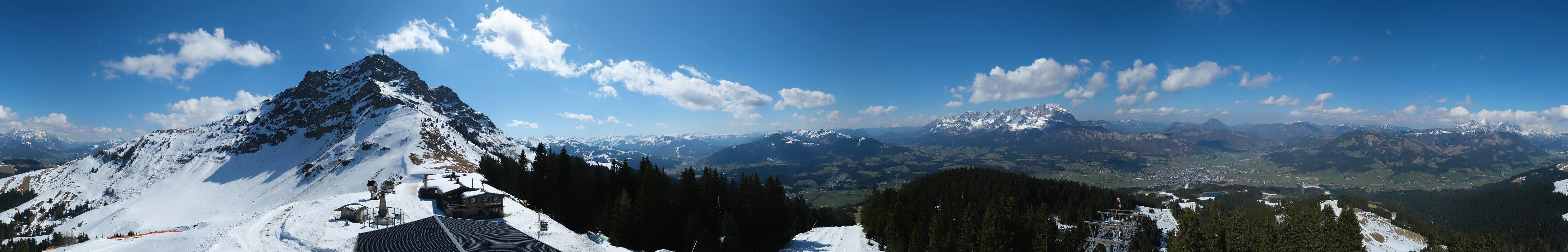 Archiv Foto Webcam St. Johann/Tirol: Blick von der Bergstation Harschbichl