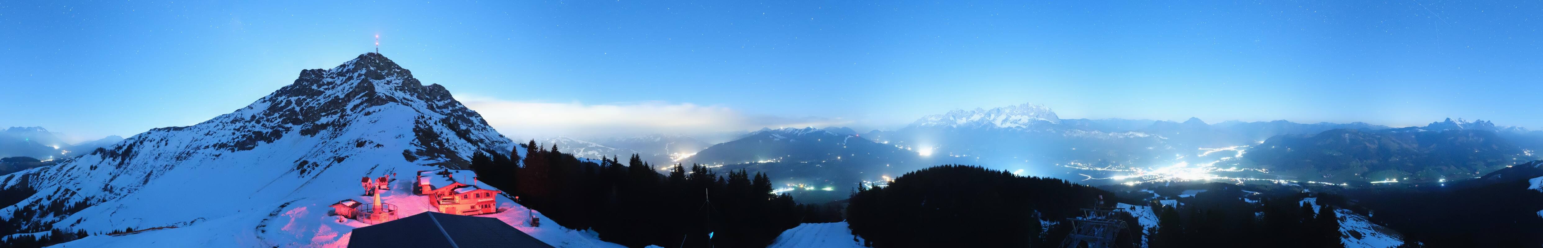 Archiv Foto Webcam St. Johann/Tirol: Blick von der Bergstation Harschbichl