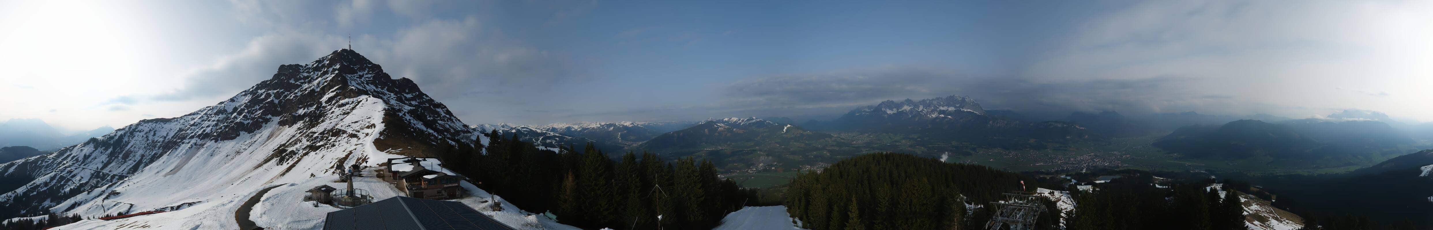 Archived image Webcam St. Johann/Tirol: View from Top Station Harschbichl