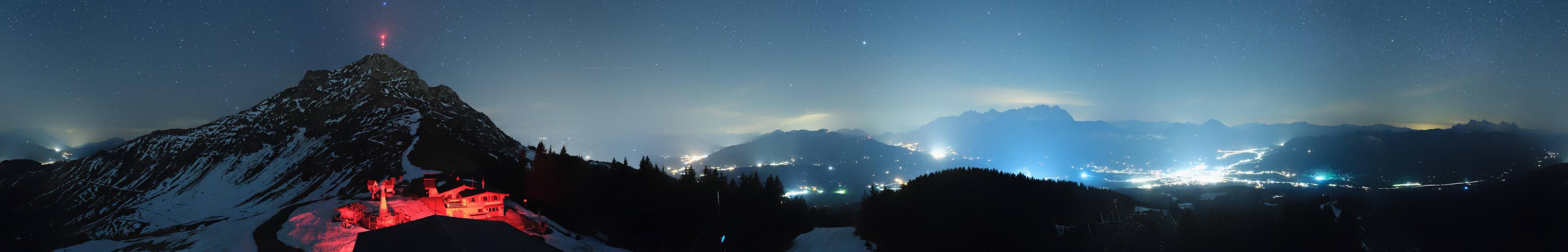 Archiv Foto Webcam St. Johann/Tirol: Blick von der Bergstation Harschbichl