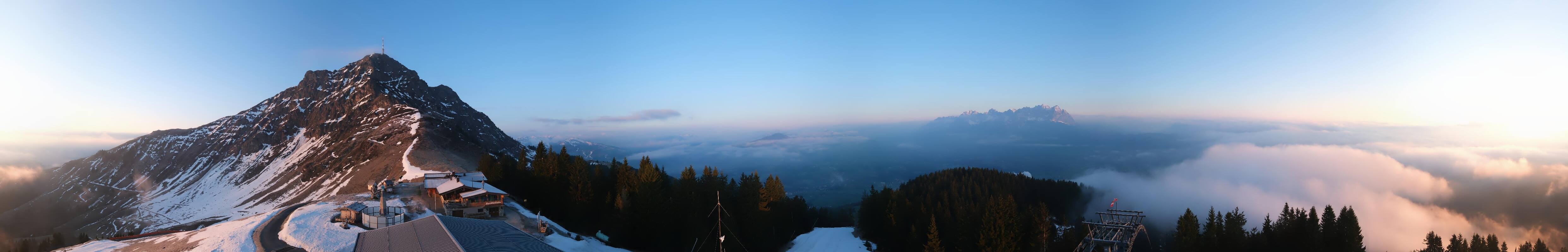 Archiv Foto Webcam St. Johann/Tirol: Blick von der Bergstation Harschbichl