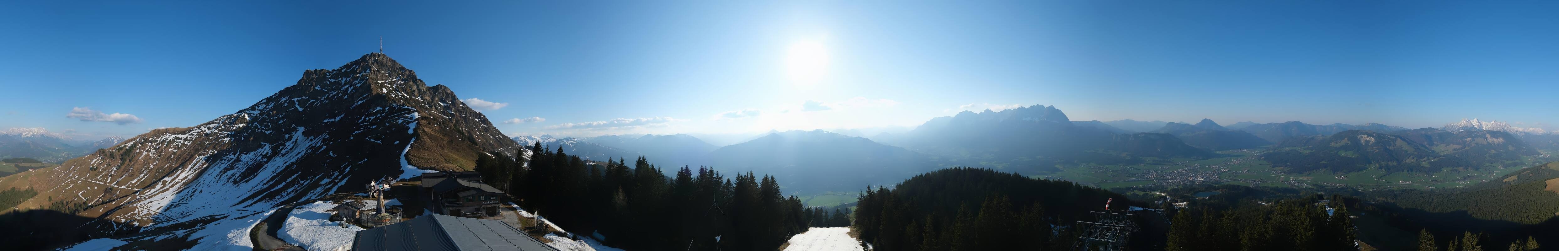 Archiv Foto Webcam St. Johann/Tirol: Blick von der Bergstation Harschbichl