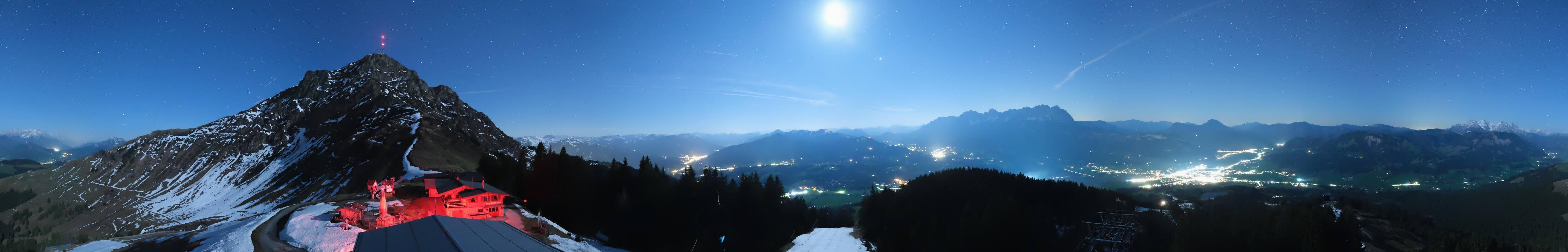 Archiv Foto Webcam St. Johann/Tirol: Blick von der Bergstation Harschbichl