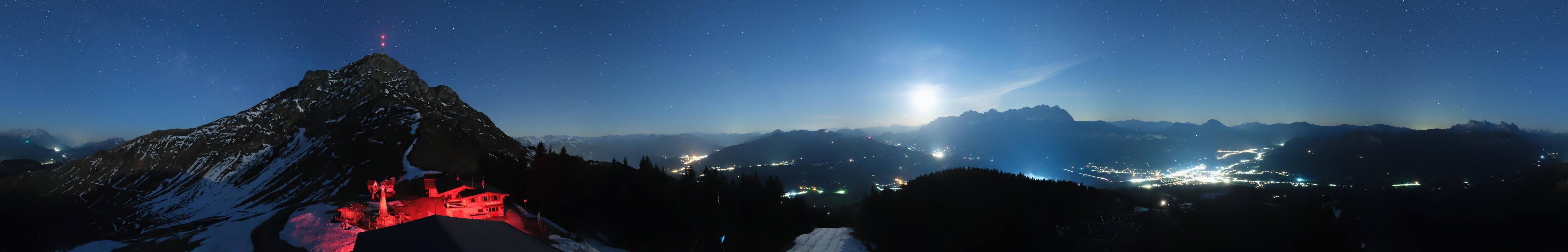 Archiv Foto Webcam St. Johann/Tirol: Blick von der Bergstation Harschbichl