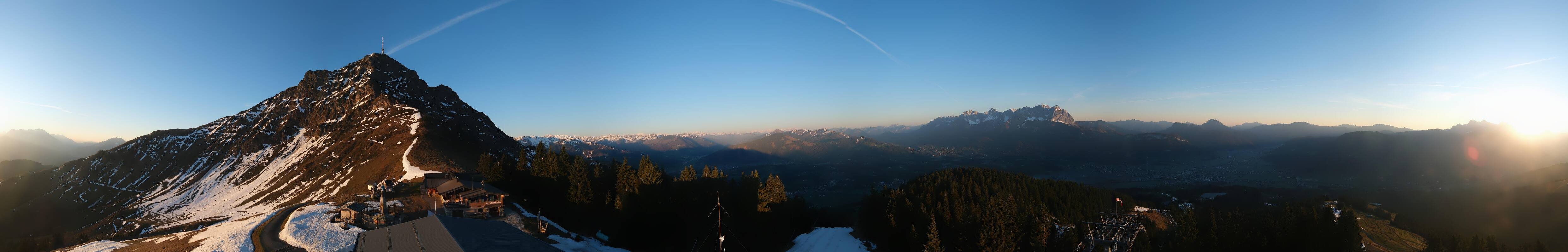 Archiv Foto Webcam St. Johann/Tirol: Blick von der Bergstation Harschbichl