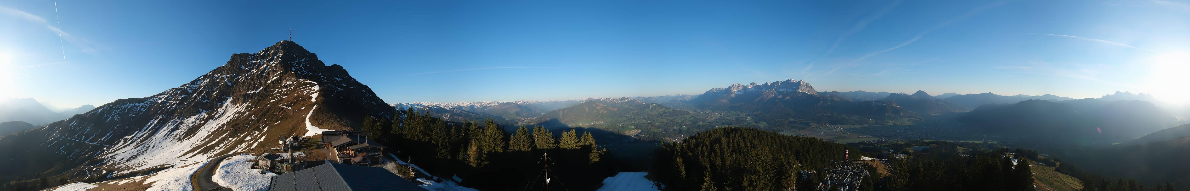 Archiv Foto Webcam St. Johann/Tirol: Blick von der Bergstation Harschbichl