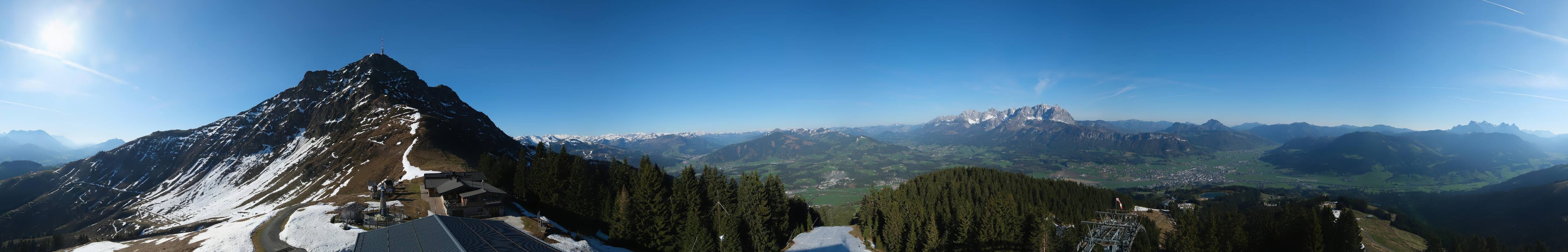 Archiv Foto Webcam St. Johann/Tirol: Blick von der Bergstation Harschbichl