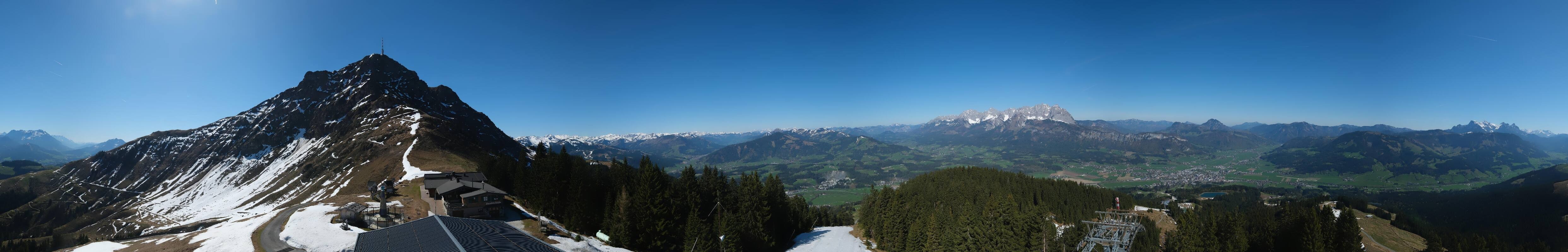 Archived image Webcam St. Johann/Tirol: View from Top Station Harschbichl