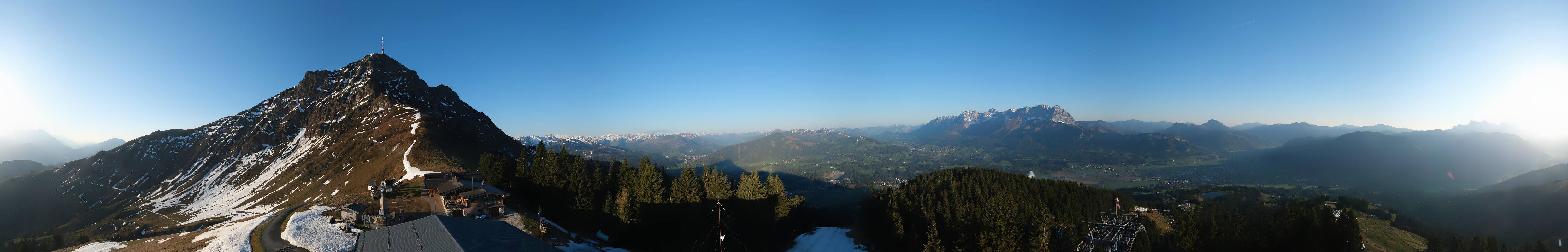 Archived image Webcam St. Johann/Tirol: View from Top Station Harschbichl