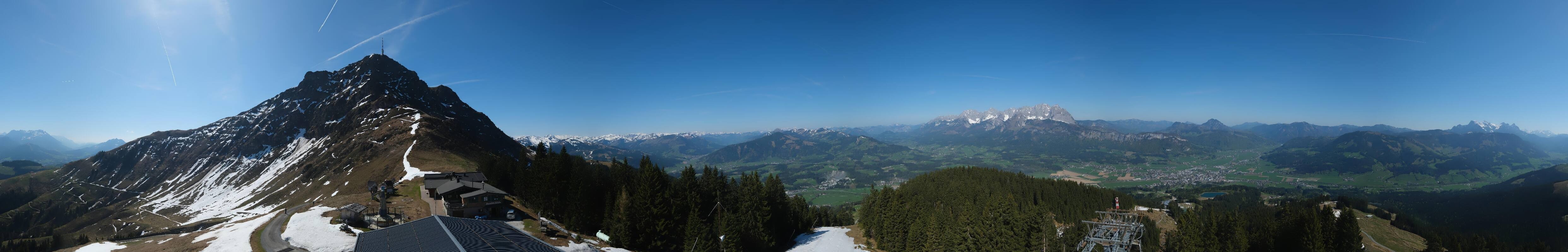 Archived image Webcam St. Johann/Tirol: View from Top Station Harschbichl