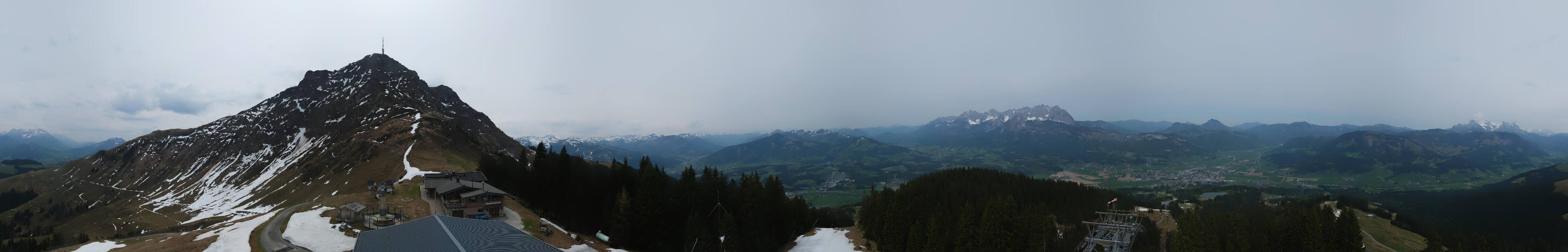 Archiv Foto Webcam St. Johann/Tirol: Blick von der Bergstation Harschbichl