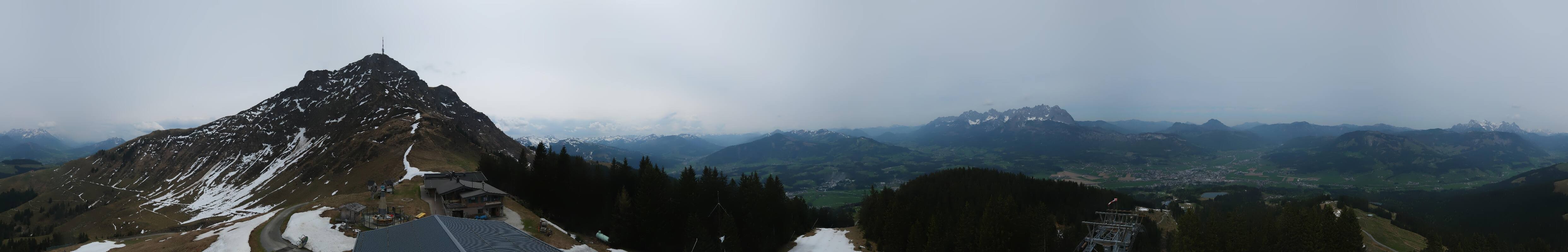 Archiv Foto Webcam St. Johann/Tirol: Blick von der Bergstation Harschbichl