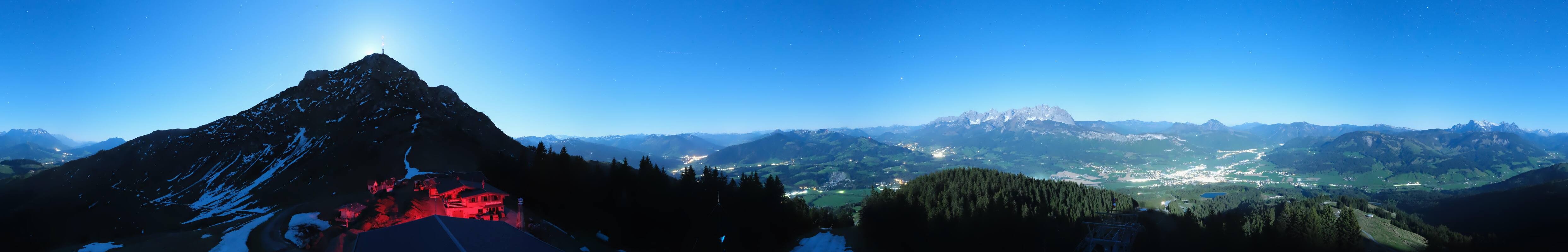 Archiv Foto Webcam St. Johann/Tirol: Blick von der Bergstation Harschbichl