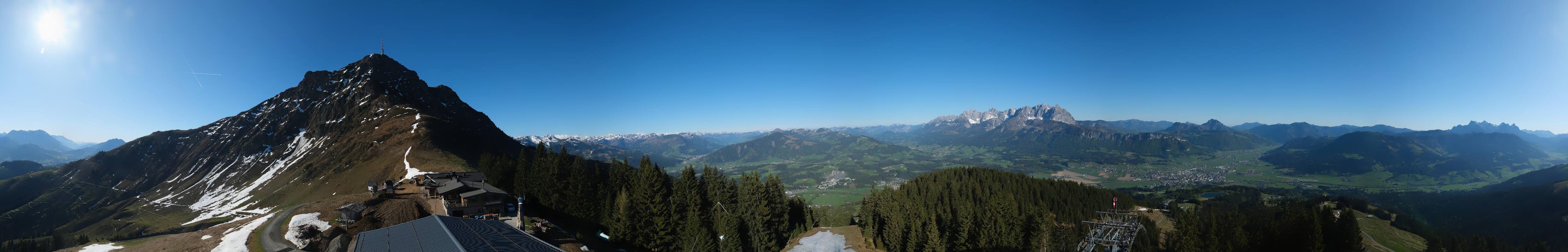 Archiv Foto Webcam St. Johann/Tirol: Blick von der Bergstation Harschbichl