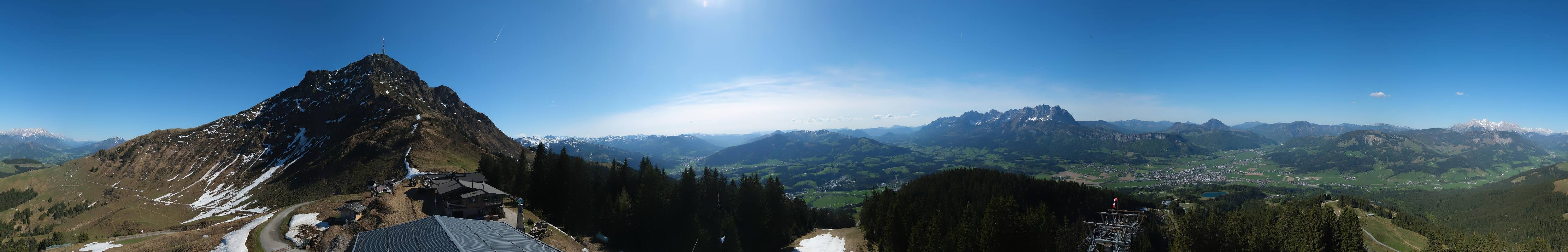 Archived image Webcam St. Johann/Tirol: View from Top Station Harschbichl