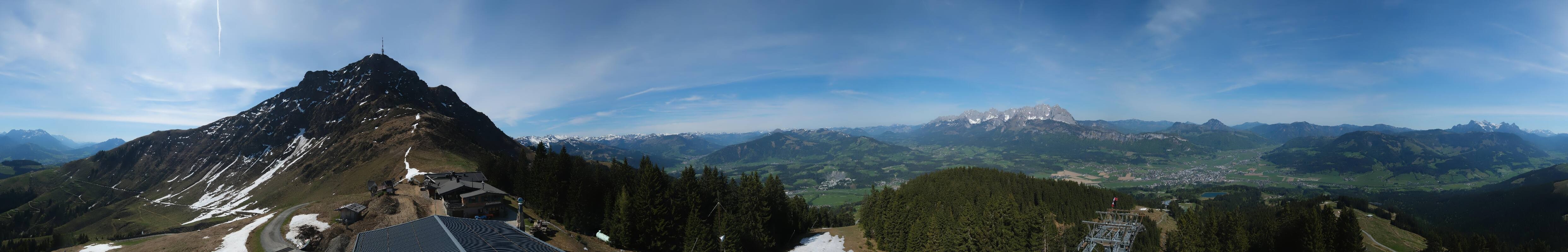 Archived image Webcam St. Johann/Tirol: View from Top Station Harschbichl
